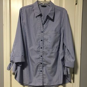 Unique Spectrum blue Striped button down top. 2X